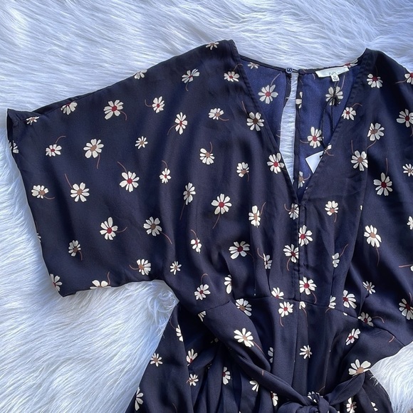 APL Jumpsuit Blue Floral Daisy Short Sleeve Bohemian Western Preppy New Medium - Picture 3 of 10